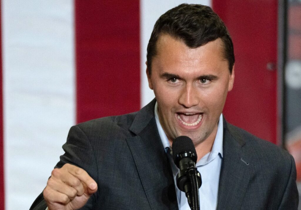 El funeral de Charlie Kirk en Glendale genera tensión y medidas extremas de seguridad - AlbertoNews