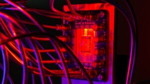 El universo guarda un secreto invisible. La física busca atraparlo con un detector de materia oscura