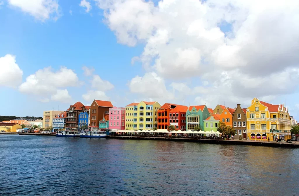Empresarios venezolanos en contacto con Aruba, Bonaire y Curazao