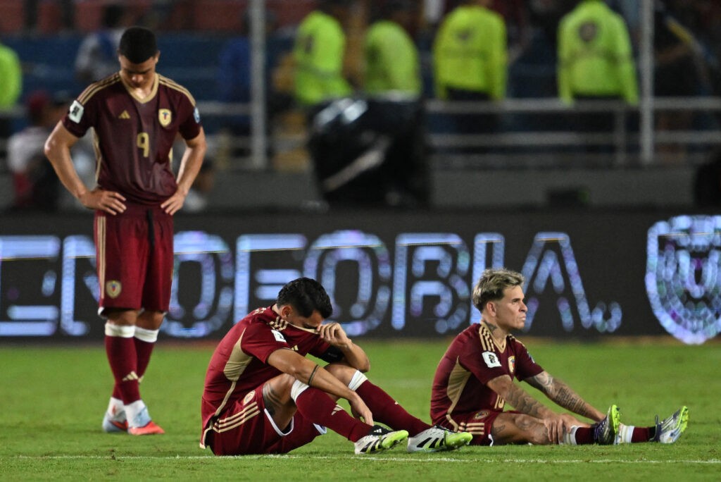 Escenas que rompen el corazón: las imágenes que dejó la derrota de la Vinotinto