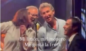 Feijóo difunde un vídeo cantando ‘Mi limón, mi limonero’ que acompaña con la frase ‘Me gusta la fruta’ que acuñó Ayuso | europapress.es