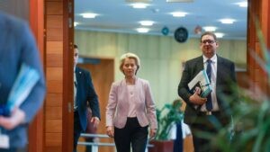 GUERRA RUSIA-UCRANIA | Von der Leyen advierte a Rusia de que la UE defenderá «cada centímetro de su territorio» | elperiodico.com