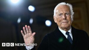 Giorgio Armani, el legendario diseñador que revolucionó el mundo de la moda, muere a los 91 años