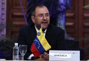 Gobierno venezolano pide a la Celac exigir retiro de fuerzas de EEUU del Caribe
