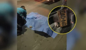 Grave accidente de tránsito dejó a un motociclista muerto