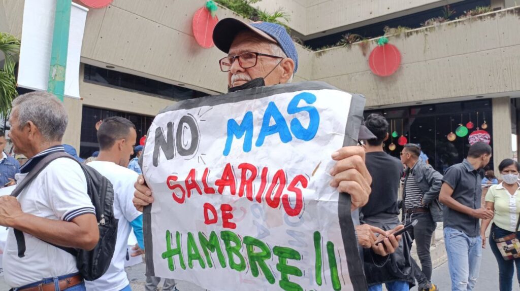 Gremio venezolano advierte que falta de profesores obedece a pocos incentivos, migración y salarios