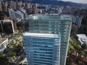Grupo Sura obtiene crédito por $1,8 billones | Finanzas | Economía