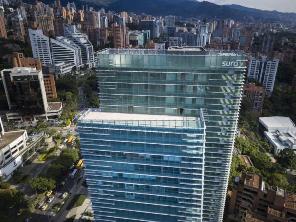 Grupo Sura obtiene crédito por $1,8 billones | Finanzas | Economía