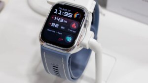 HUAWEI lanza el modelo WATCH D2 en color azul con nuevas funciones para controlar la presión arterial