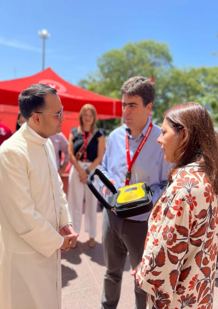 Instalan un desfibrilador en la Basílica de Chiquinquirá para salvar vidas