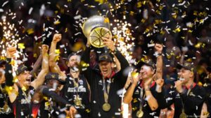 Internan a Alex Mumbru, entrenador de Alemania en Eurobasket – DW – 16/09/2025