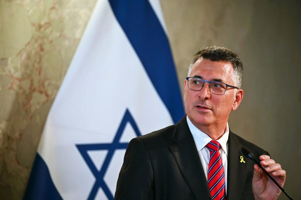 Israel reprocha a Sánchez que "animara" a los manifestantes y la "vergüenza" de la cancelación de La Vuelta