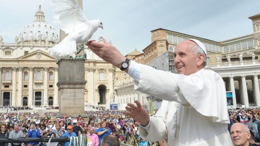 Italia propone un nuevo día festivo en conmemoración al papa Francisco