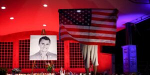 José M. de Areilza: Emociones polarizadas