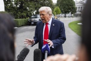Juez desestima por «inapropiada» la demanda de Trump contra The New York Times