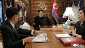 Kim Jong-un llega a Pekín para asistir a desfile militar – DW – 02/09/2025