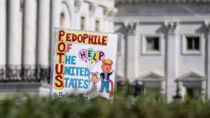 La Casa Blanca insiste en negar la autenticidad de la carta de Trump a Epstein | elperiodico.com