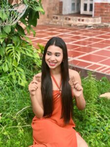 La Reina del Cacao Angostura del Orinoco, Krystal Álvarez, celebró el Día Internacional del Chocolate y el Día Mundial de la Arepa