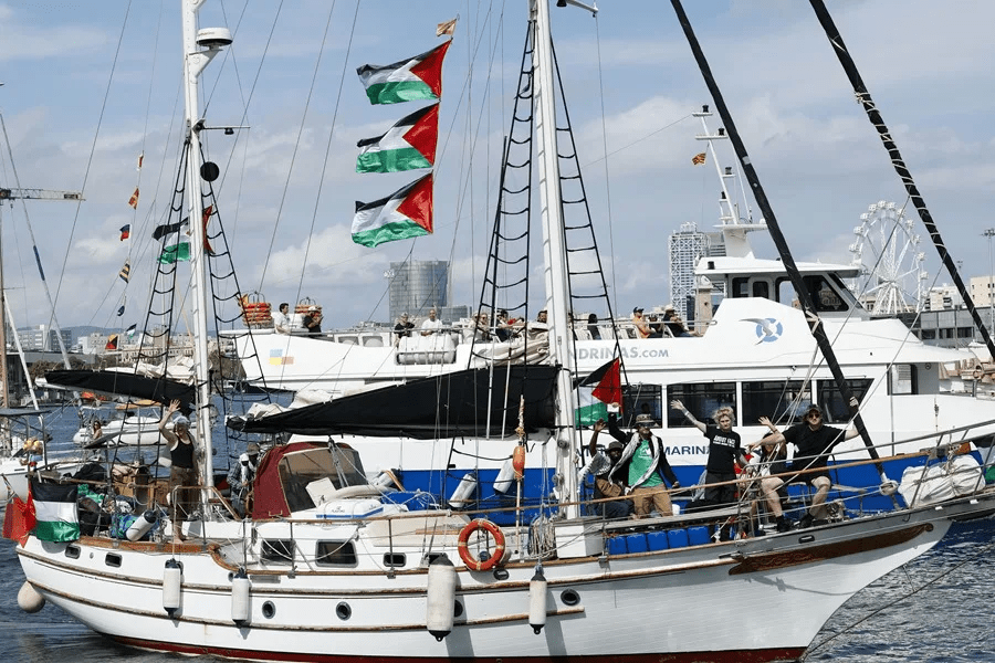 La flotilla de la libertad vuelve a partir hacia Gaza tras haber vuelto por el mal tiempo – Diario La Nación