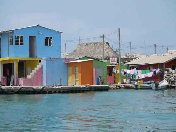 La isla colombiana donde nadie usa dinero: todo se paga con trueque | Regiones | Economía