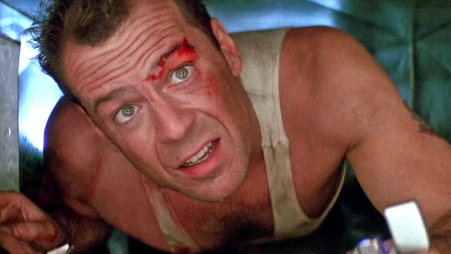 La película 'Duro de Matar' habría dejado secuelas físicas en Bruce Willis, según su esposa - AlbertoNews