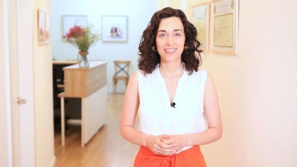 La solución de la nutricionista Júlia Farré para que la lechuga de bolsa no se estropeé pronto: "Va a coger humedad"