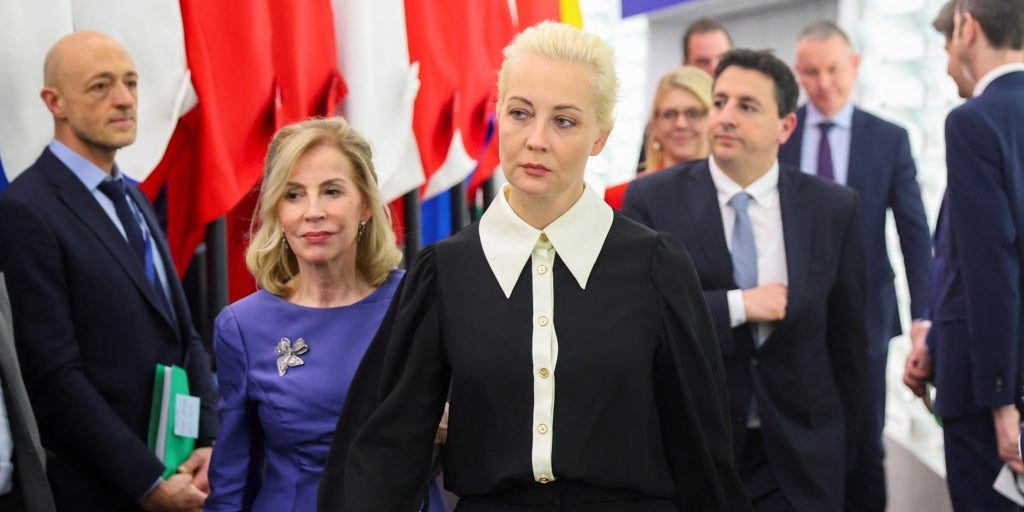 La viuda del opositor ruso Aléxei Navalny asegura que su marido murió envenenado