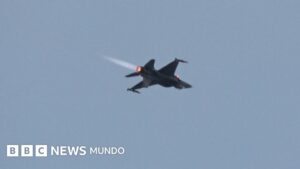 Las fuerzas armadas de Polonia afirman que drones rusos fueron derribados en su espacio aéreo