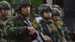 Liberan a 45 militares secuestrados en suroeste de Colombia – DW – 08/09/2025