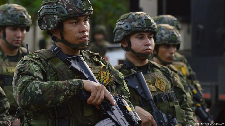 Liberan a 45 militares secuestrados en suroeste de Colombia – DW – 08/09/2025