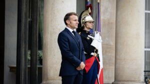 Macron pone como condición para la apertura de una embajada en Palestina la liberación de los rehenes por Hamás | elperiodico.com