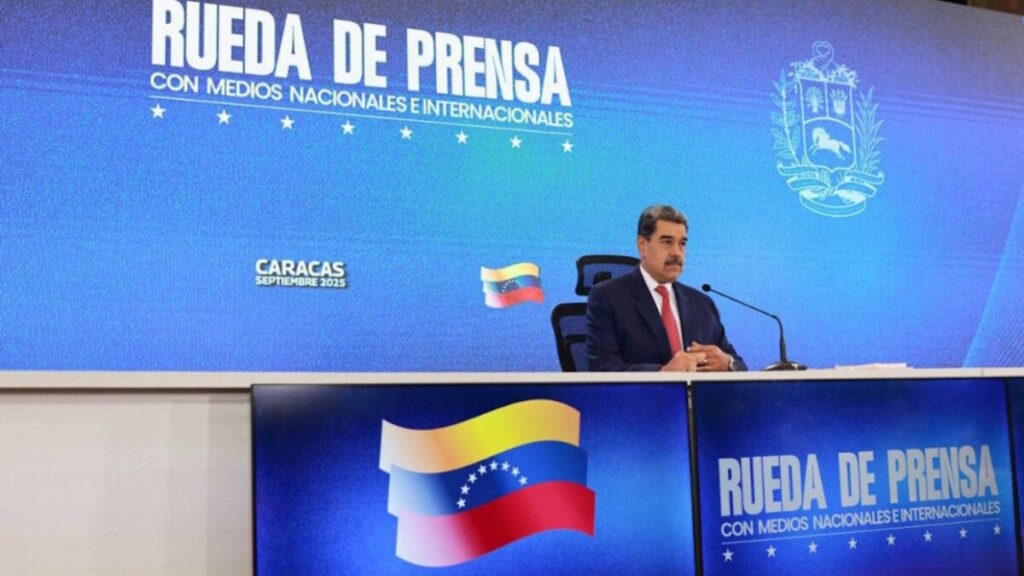 Maduro: Venezuela tiene el derecho legítimo a la defensa