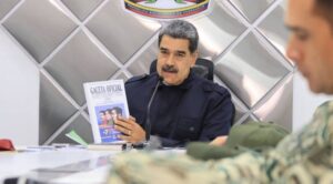 Maduro anuncia habilitación de registro de milicianos en Patria