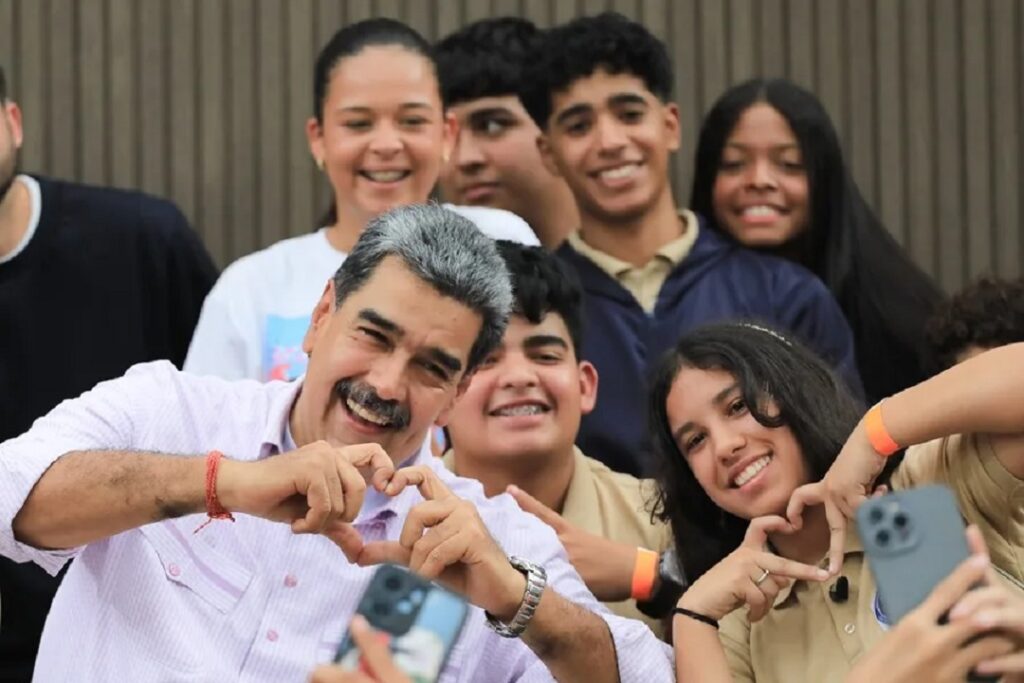Maduro aseguró que Venezuela tendrá su propia inteligencia artificial