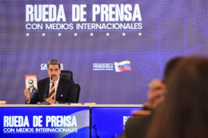 Maduro dijo que cuenta con más de 8 millones de alistados como milicianos y reservistas
