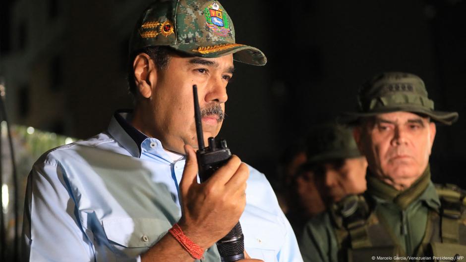 Maduro envía militares a entrenar al pueblo en uso de armas – DW – 19/09/2025