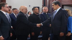 Maduro instala Consejo Nacional por la Soberanía y la Paz