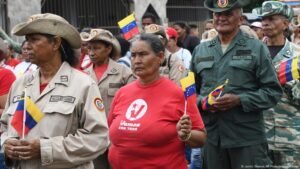 Maduro llama a cumplir entrenamiento militar masivo – DW – 13/09/2025