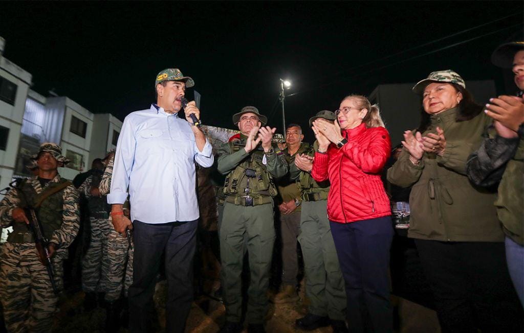 Maduro militariza Venezuela en medio de la tensión EE.UU.