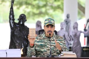Maduro reiteró que Venezuela pasaría a etapa de «lucha armada» si fuera agredida