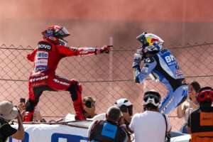 MotoGP: Álex Márquez pospone la primera ‘bola de partido’ de Marc para ganar el Mundial | elmundo.es