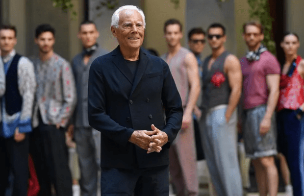 Murió Giorgio Armani, el ícono que redefinió la moda italiana