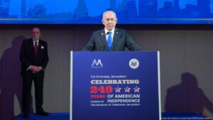 Netanyahu acusa a España de lanzar «amenaza genocida» – DW – 11/09/2025