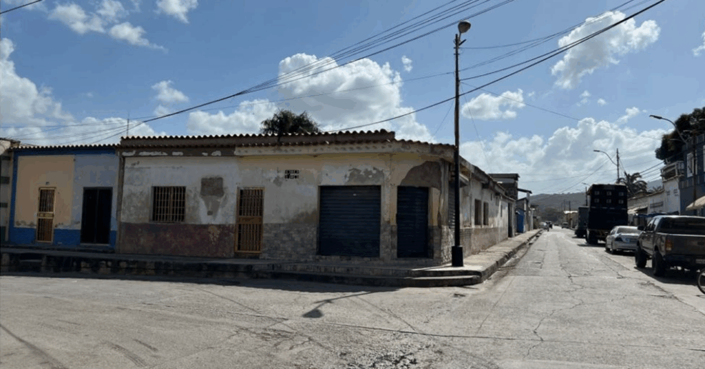 CHIGÜIRE CHEQUEA: No han bombardeado Carúpano, ese sitio es así