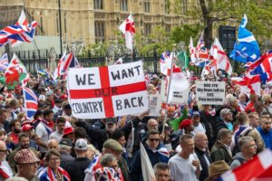 Nueve detenidos por agresión a policías en manifestación de extrema derecha en Londres – AlbertoNews