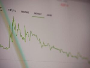 Nunca es tarde: claves para que sepa cómo y en qué invertir si tiene más de 50 años | Finanzas | Economía
