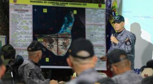 Padrino López anuncia ejercicios de seguridad en La Orchila