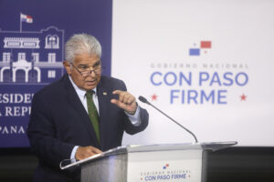 Panamá asegura que restauró relaciones consulares con Venezuela ante migración en retorno