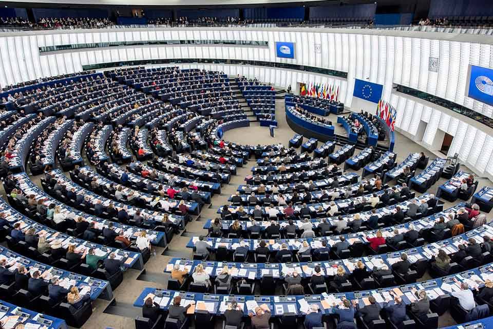 Parlamento Europeo pide a la UE declarar al Cartel de los Soles como grupo terrorista
