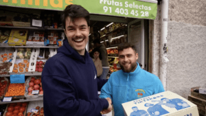 Peldanyos y el frutero Raúl Cardaba prueban más de 20 variedades de tomate y eligen el mejor: «La lista definitiva»